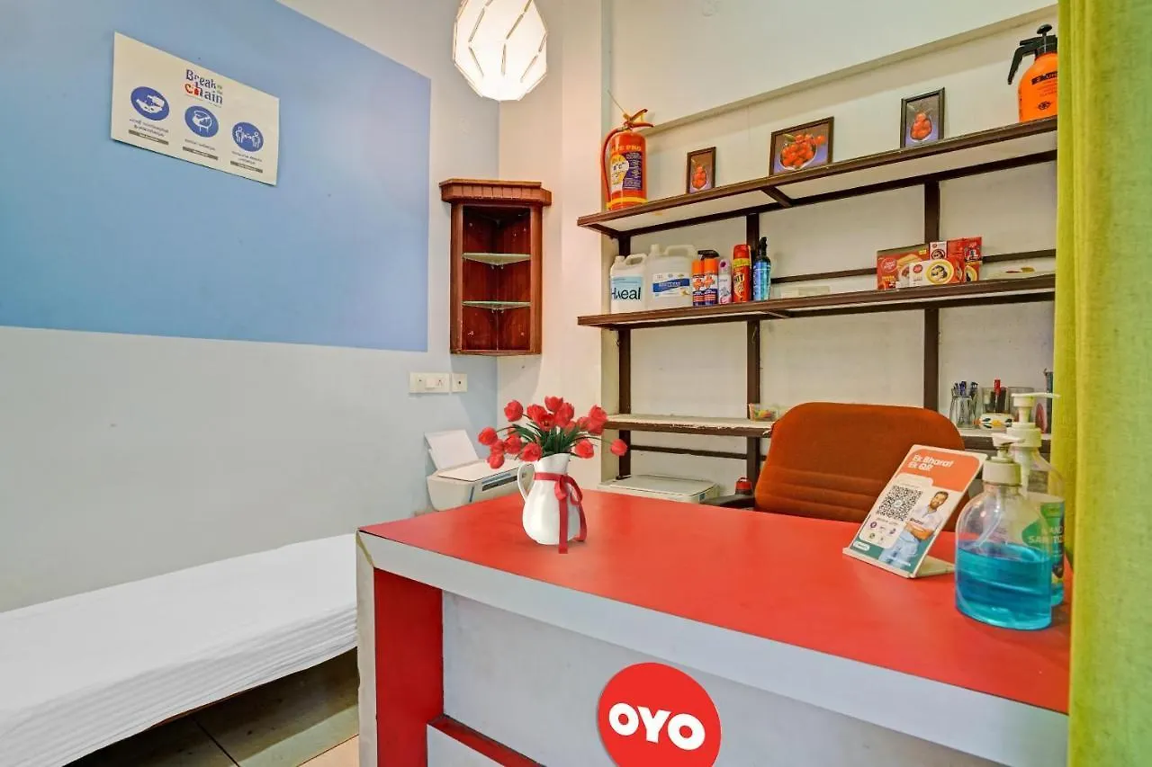 Hotel Oyo Thykoodam Sleep Inn Kochi