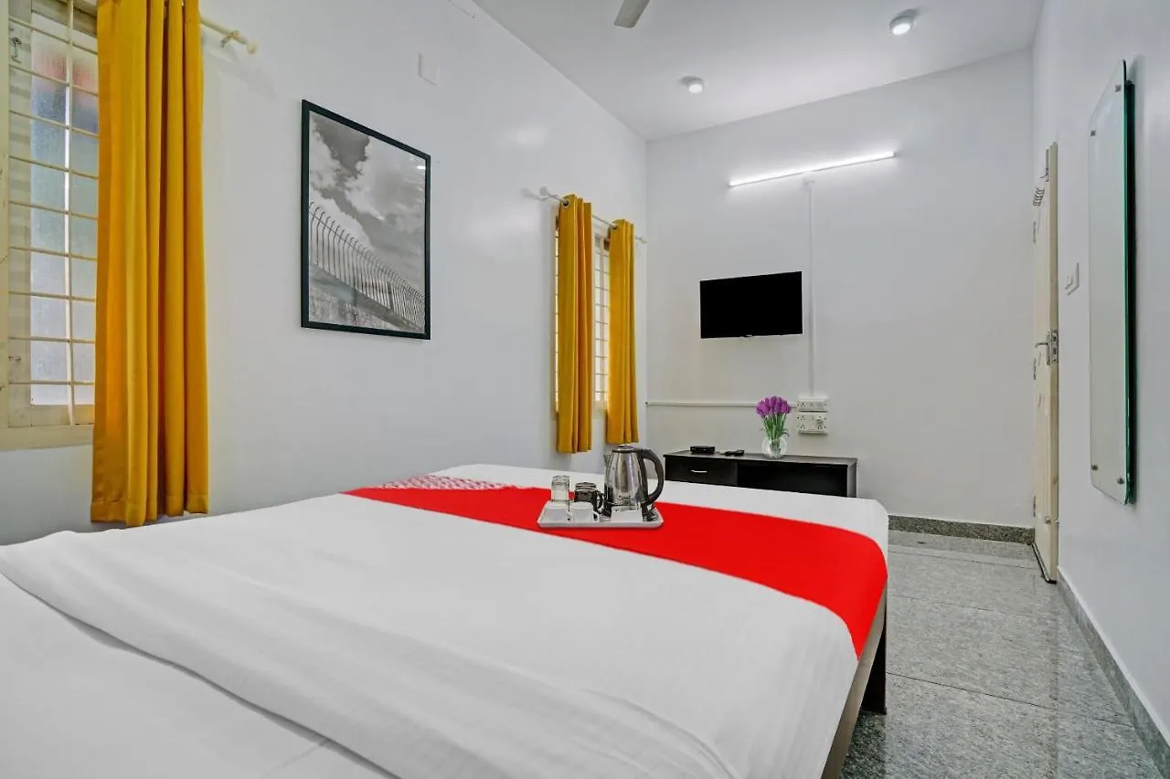 Oyo Thykoodam Sleep Inn Kochi